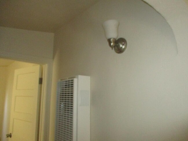 Building Photo - 8495 Murray Ave