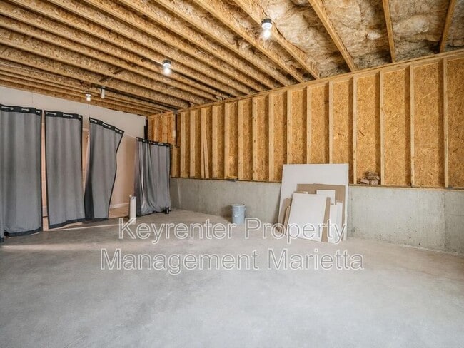 Building Photo - 101 Honeydew Ln