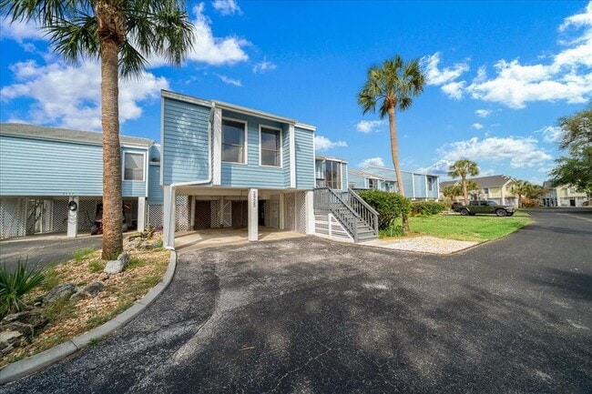 Building Photo - 2925 N Rivers Edge Blvd