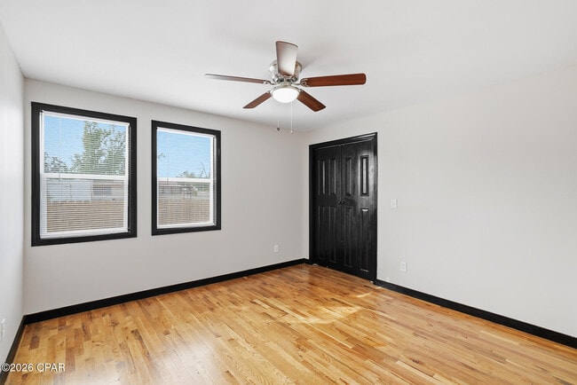 Building Photo - 1808 Chestnut Ave