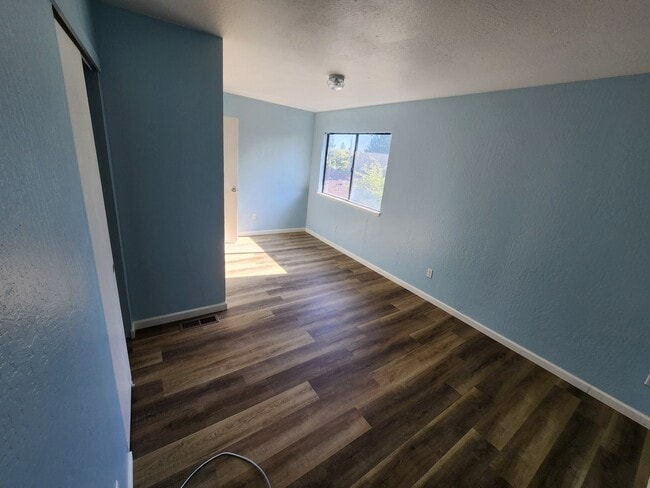 Building Photo - NOW AVAILABLE!!!   OPEN HOUSE!