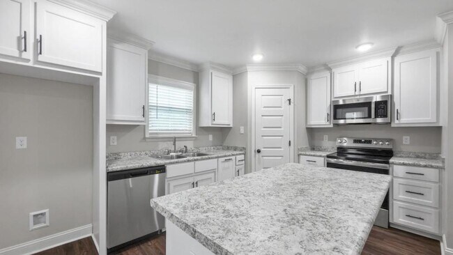 Building Photo - 1522 Woodard St