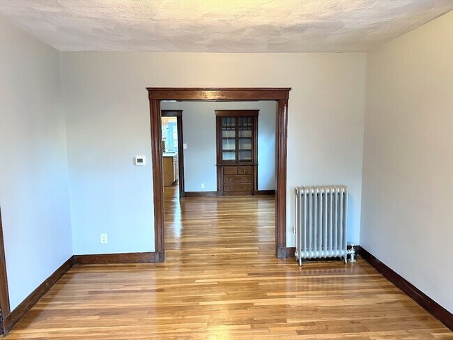 Building Photo - 90 Boylston St