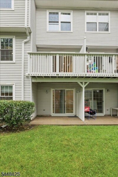 Building Photo - 604 Knollwood Ct