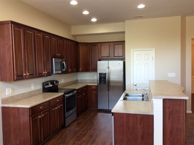 Building Photo - 5071 Sunburst Ln