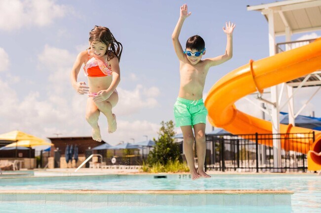 Building Photo - 6007 Bella Breeze Dr