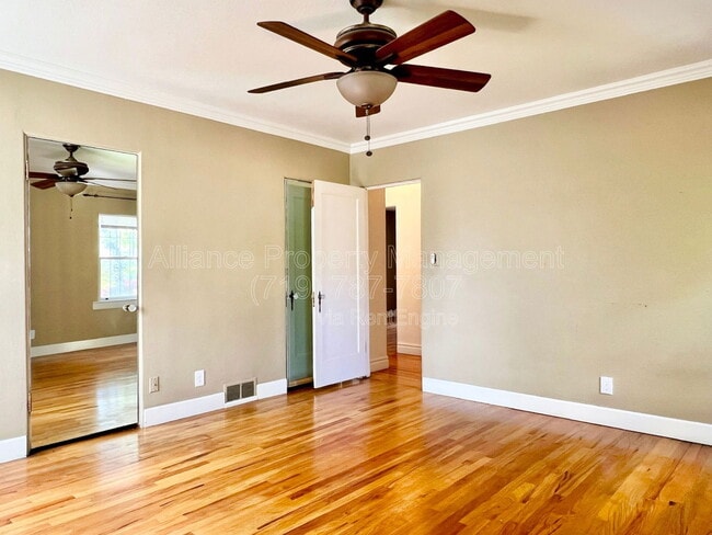 Building Photo - 401 Cheyenne Blvd