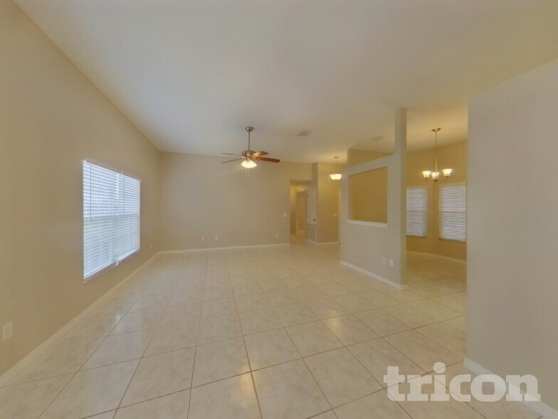 Building Photo - 831 Monroe Harbor Pl