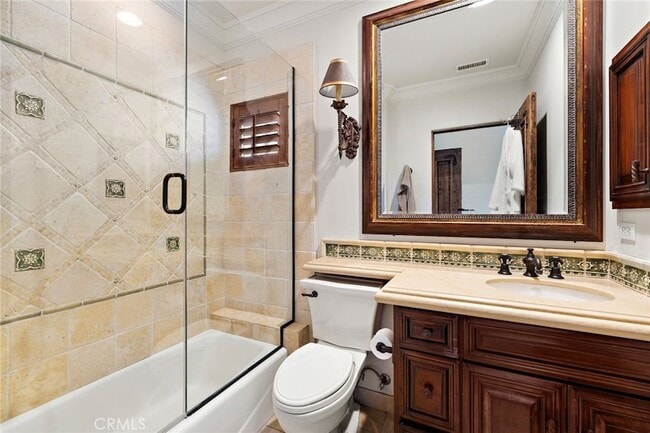 Building Photo - 5 Via Monarca St