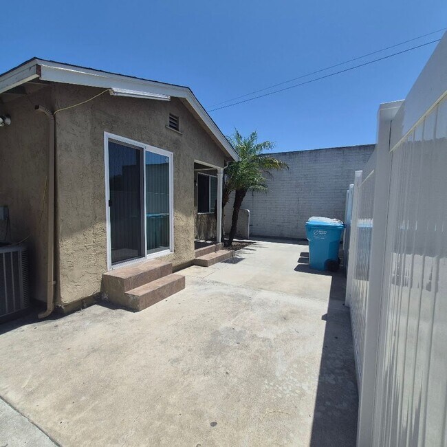 Building Photo - 4013-4015 36th Street