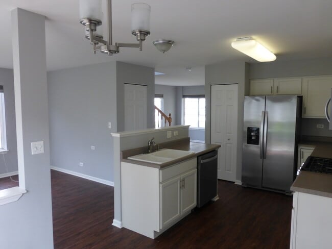 Building Photo - 4676 Magnolia Ln