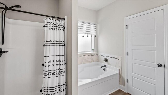 Building Photo - Relax & Unwind at this 4-Bedroom Home with Scenic Lagoon Views in Rincon