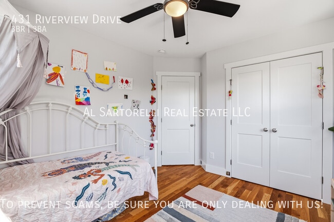 Building Photo - 431 Riverview Dr