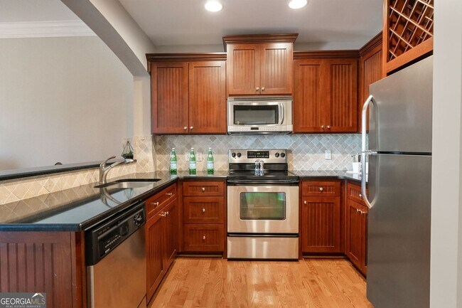 Building Photo - 2277 Peachtree Rd NE