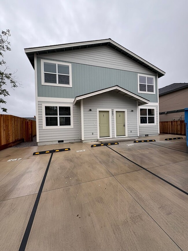 Building Photo - $2395.00 - BRAND NEW - Mid Town - OFF STRE...