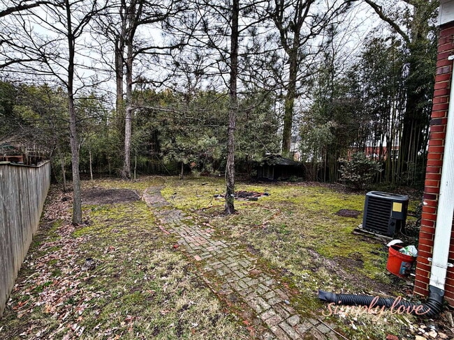 Building Photo - 4526 Albion Rd