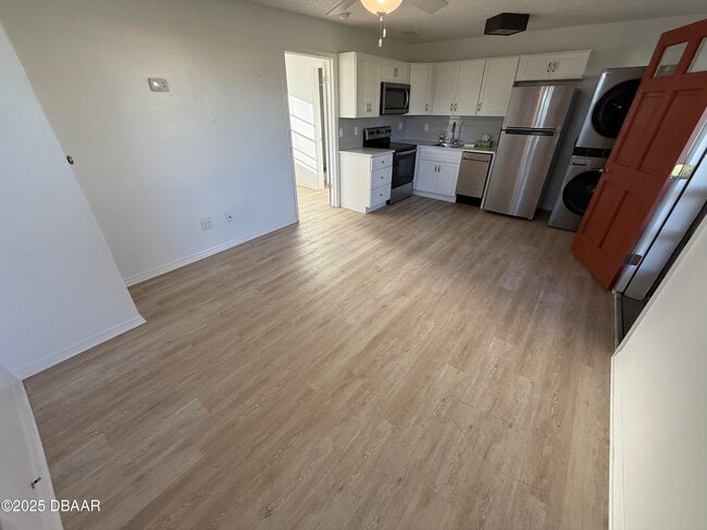 Building Photo - 11 Oriole Cir