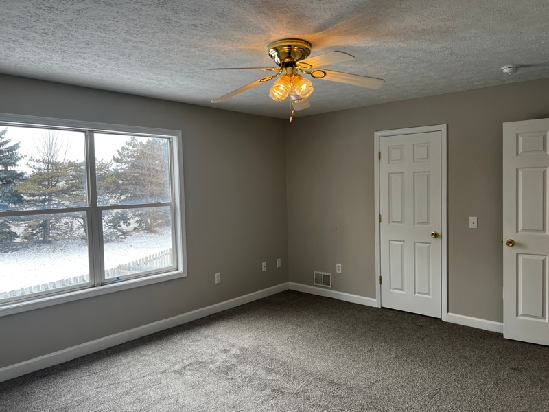 Building Photo - 5010 Delray Dr