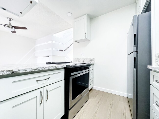 Building Photo - Pet Friendly Mililani Townhouse with Two Parking