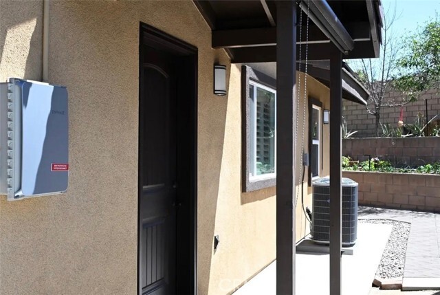 Building Photo - 25581 Nicks Ave