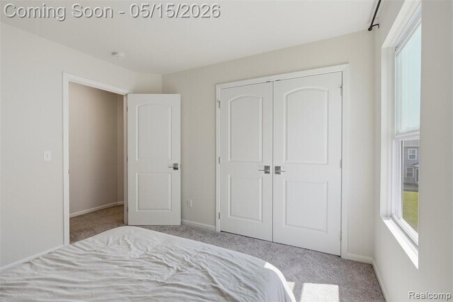 Building Photo - 241 Quartz Wy