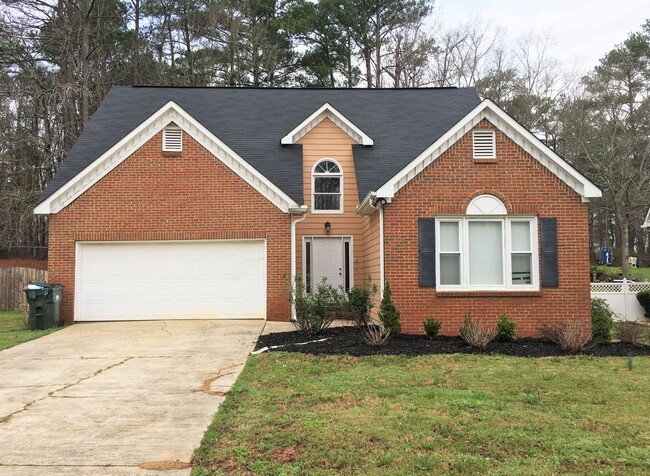 Primary Photo - Lovely North Macon Home