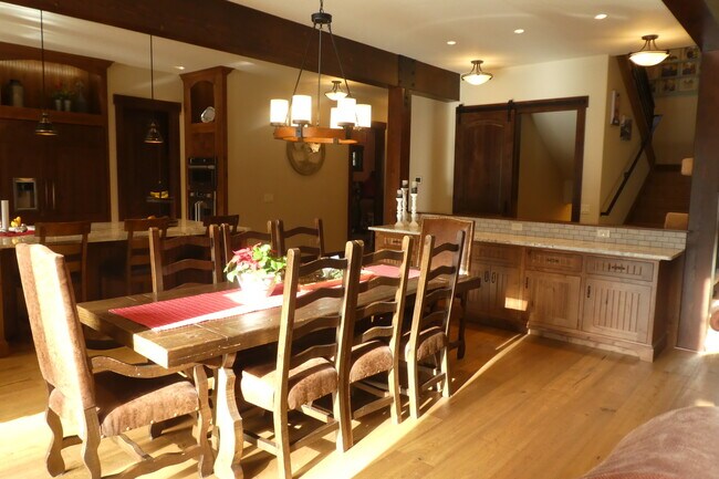 Building Photo - 22035 S Wisteria Rd