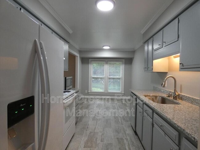 Building Photo - 11804 Kennedy Ln