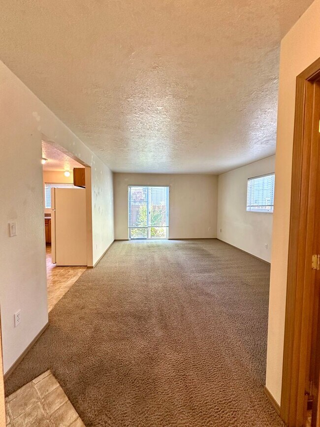 Building Photo - 21028 Damascus Ln
