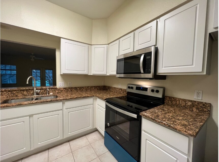 Building Photo - 5133 SW 91 Ct