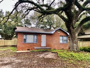Building Photo - Biloxi 3 Bedroom