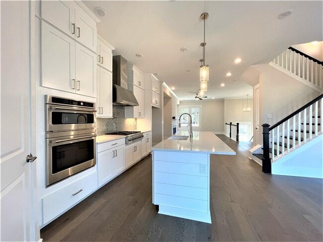 Building Photo - 892 Mayfield Rd