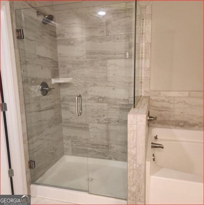 Building Photo - 5056 Silver Fox Trl