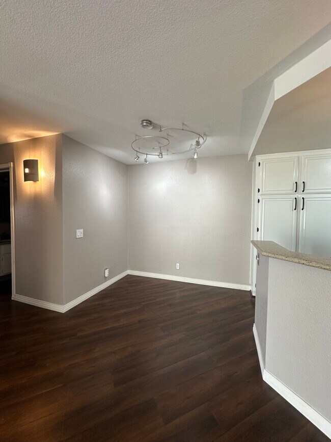 Building Photo - 11345 Affinity Ct