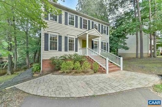Building Photo - 1012 Wildmere Pl