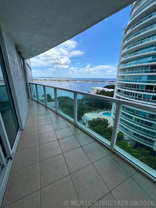 Building Photo - 2101 Brickell Ave