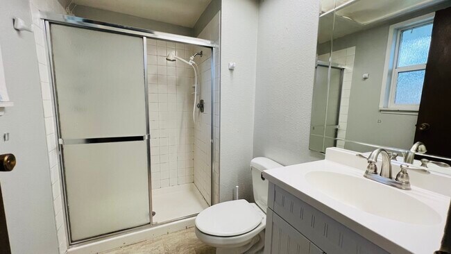 Building Photo - 3732 S 254th Pl