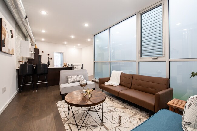 Building Photo - 1415 N 7th St