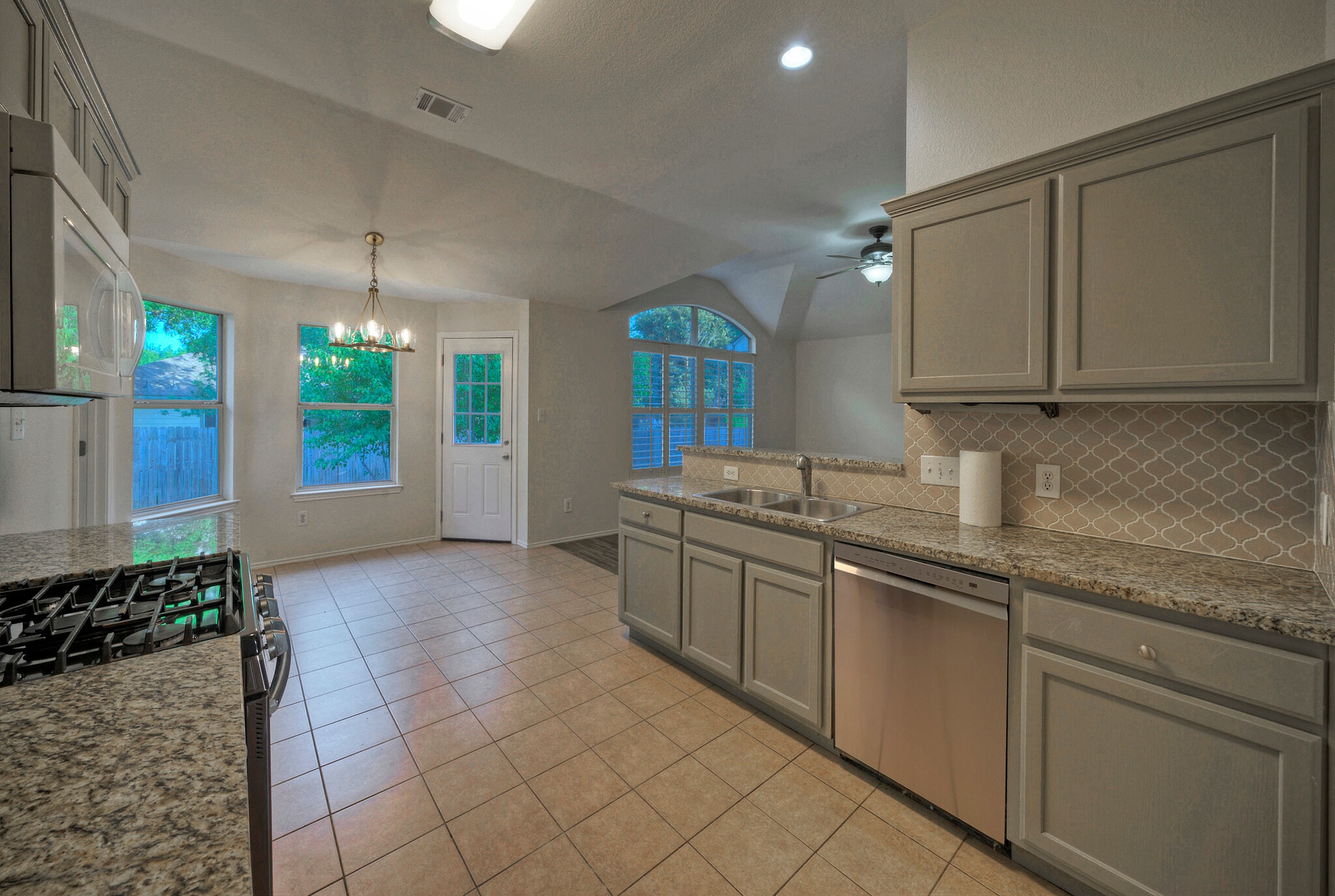 Building Photo - 12105 Rosita Ct