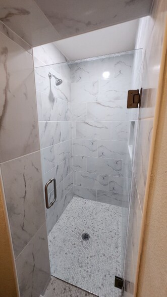 Building Photo - 3200 Woodlark Dr