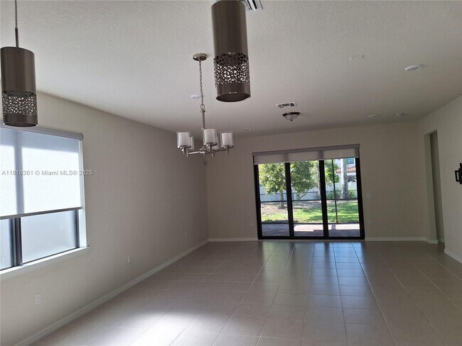 Building Photo - 8214 Hanoverian Dr