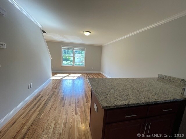 Building Photo - 337 Meadowside Rd