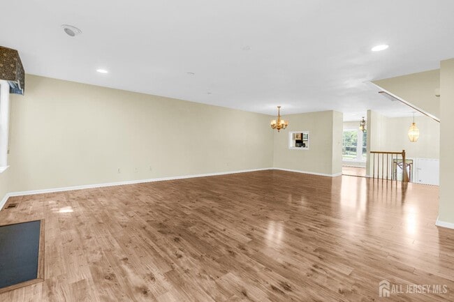Building Photo - 3604 Springbrook Dr