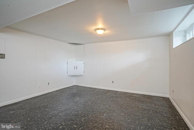 Building Photo - 500 St Michael Dr