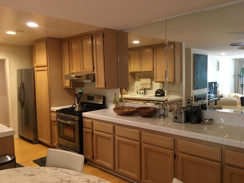 Building Photo - 1255 10th St