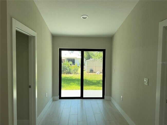 Building Photo - 23367 Mayville Ave