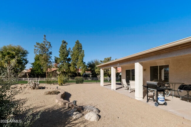 Building Photo - 11115 E Bellflower Ct