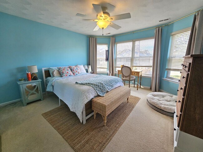 Building Photo - Ocean View East