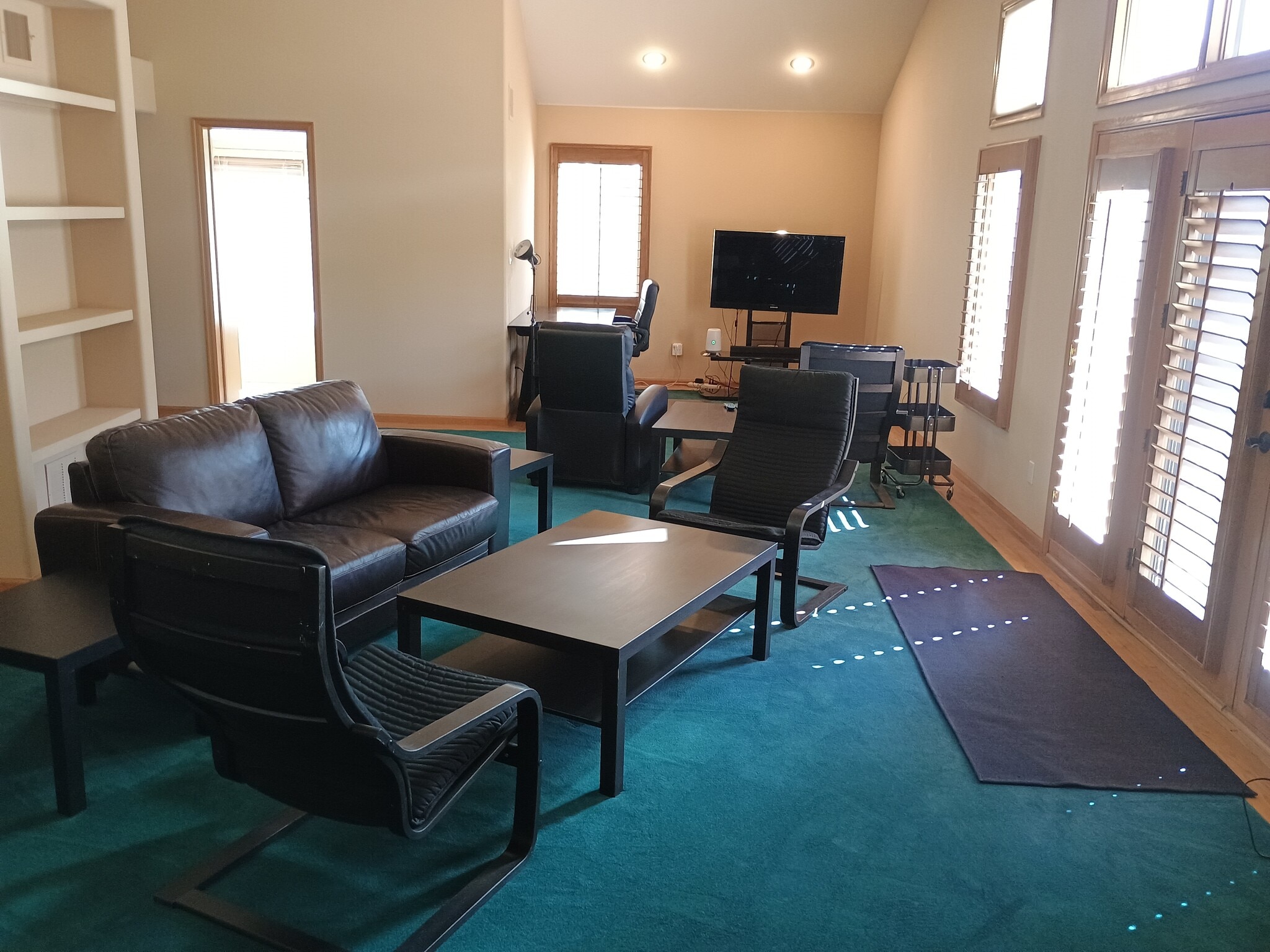 Building Photo - 23684 Pondview Plz