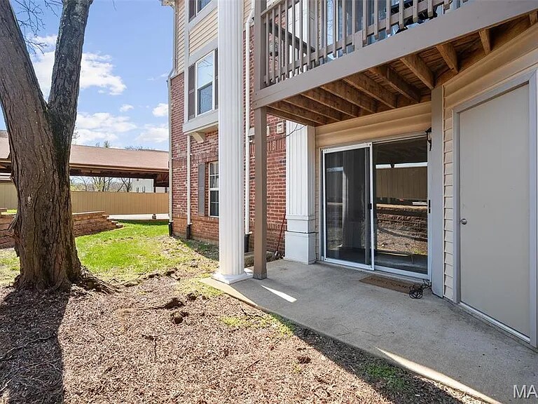 Building Photo - 708 Ridgeside Dr